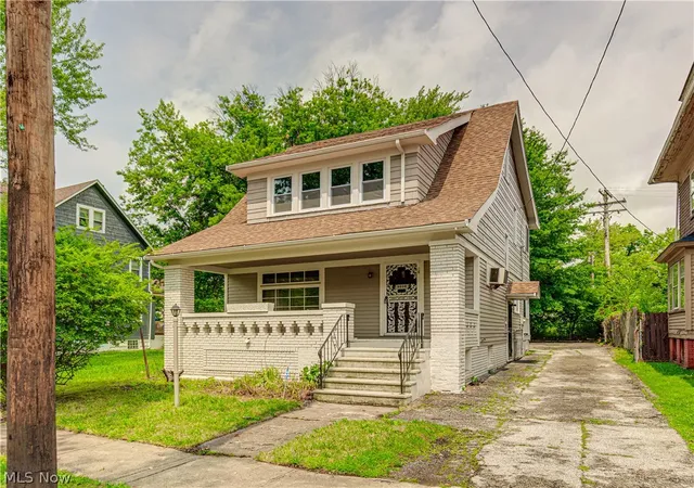 Photo 2 of Single family home for sale at 9809 Hilgert Dr, Cleveland, OH 44104 | MLS# 5235708 | Listing updated on 2026-08-26