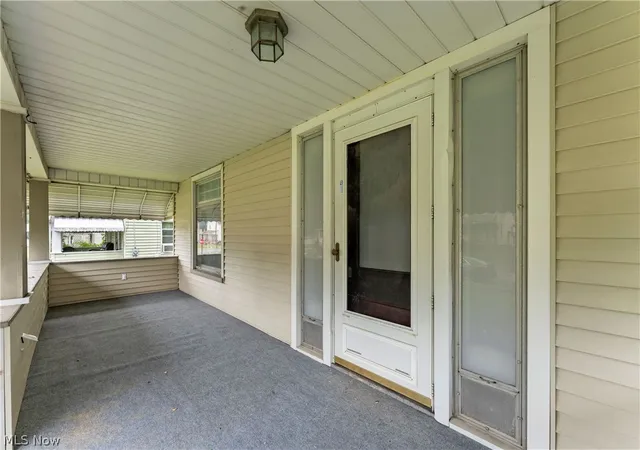 Photo 2 of Single family home for sale at 486 7th Street, Struthers, OH 44471 | MLS# 5236100 | Listing updated on 2026-09-24