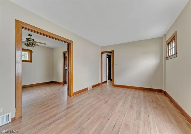 Photo 3 of Single family home for sale at 486 7th Street, Struthers, OH 44471 | MLS# 5236100 | Listing updated on 2026-09-24