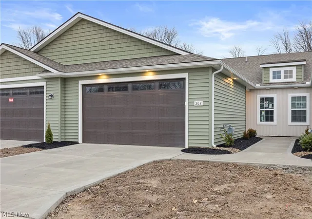Photo 1 of Single family home for sale at 509 Eldemire Ln, Elyria, OH 44035 | MLS# 5235993 | Listing updated on 2026-08-15