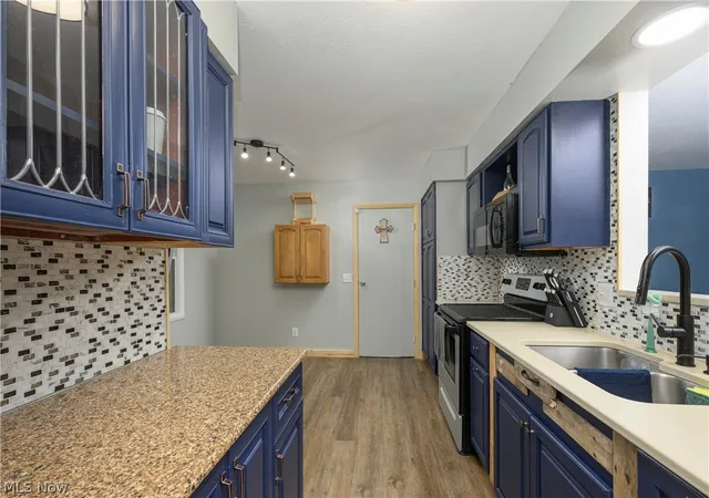 Photo 3 of Single family home for sale at 5428 Glenhill Ave Ne, Canton, OH 44705 | MLS# 5236027 | Listing updated on 2026-10-06