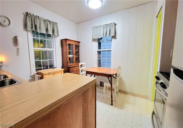 Photo 4 of Single family home for sale at 11807 Hastings Rd, Cleveland, OH 44125 | MLS# 5236203 | Listing updated on 2026-08-13
