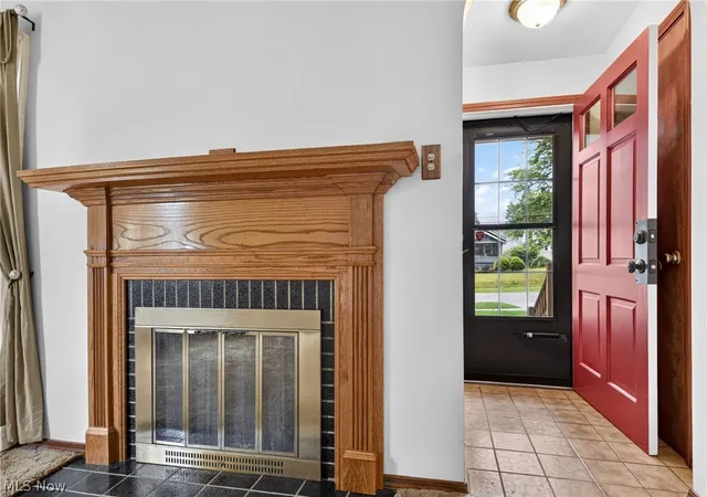 Photo 4 of Single family home for sale at 2196 Renwick Dr, Youngstown, OH 44514 | MLS# 5236206 | Listing updated on 2026-08-31