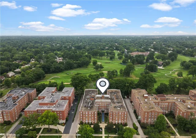 Listing Photo 2 - Condo for sale in building located at 19015 Van Aken Blvd, Shaker Heights, OH 44122 - Unit #311