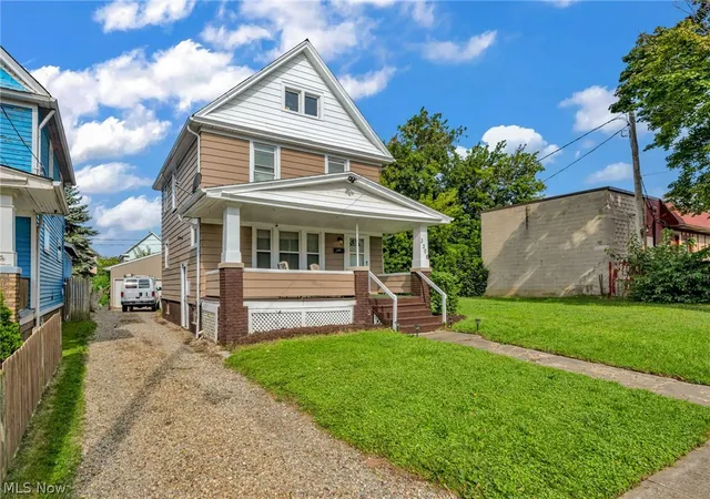 Photo 3 of Single family home for sale at 3308 W 88th Street, Cleveland, OH 44102 | MLS# 5235959 | Listing updated on 2026-08-25