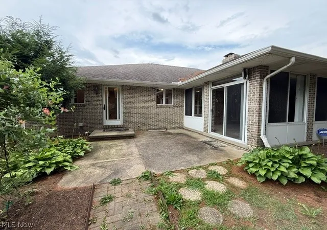 Photo 47 of Single family home for sale at 3986 April Dr, Green, OH 44685 | MLS# 5234462 | Listing updated on 2026-08-19