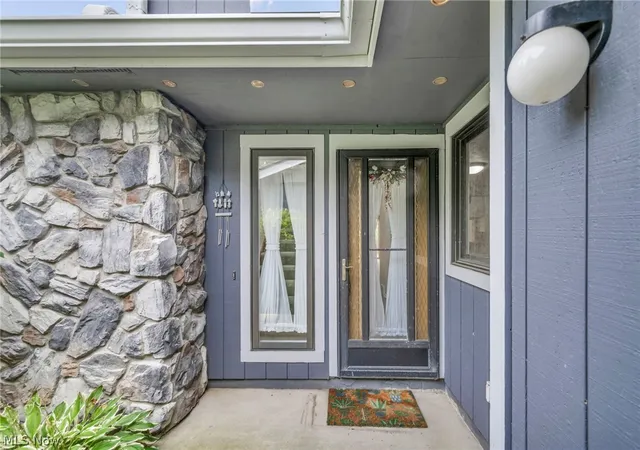 Listing Photo 5 - Condo for sale in building located at 1442 Timberland Ln, Twinsburg, OH 44087