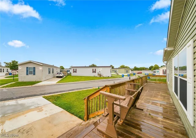 Photo 3 of Single family home for sale at 313 Eagle Cir, Elyria, OH 44035 | MLS# 5236229 | Listing updated on 2026-08-25