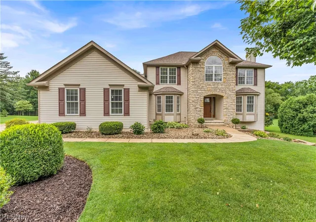 Photo 1 of Single family home for sale at 2940 Robert Gary Ct, Medina, OH 44256 | MLS# 5235989 | Listing updated on 2026-08-13
