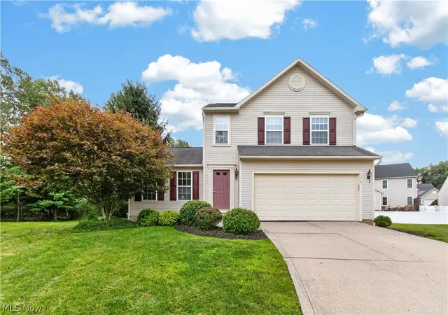 Photo 1 of Sale Pending at 1910 Northgate Cir, Akron, OH 44320 | MLS# 5235621 | Listing updated on 2026-08-21