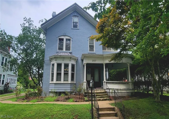 1st image of 207 Washington St, Marietta, OH 45750 | MLS# 5236236