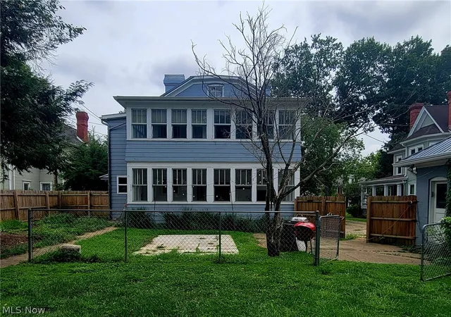 44th image of 207 Washington St, Marietta, OH 45750 | MLS# 5236236