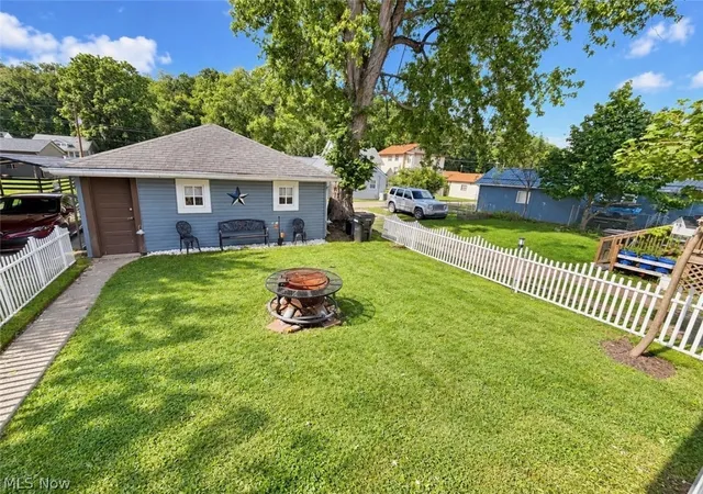 Photo 2 of Single family home for sale at 1669 Linden Ave, Zanesville, OH 43701 | MLS# 5236284 | Listing updated on 2026-10-01