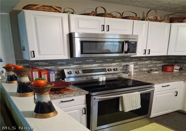 Photo 3 of Single family home for sale at 1669 Linden Ave, Zanesville, OH 43701 | MLS# 5236284 | Listing updated on 2026-08-23