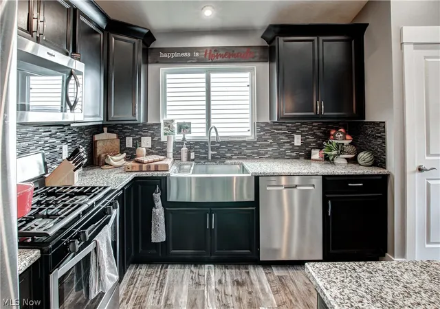 Photo 5 of Sale Pending at 3574 Brunswick Lake Pkwy, Brunswick, OH 44212 | MLS# 5235706 | Listing updated on 2026-08-17