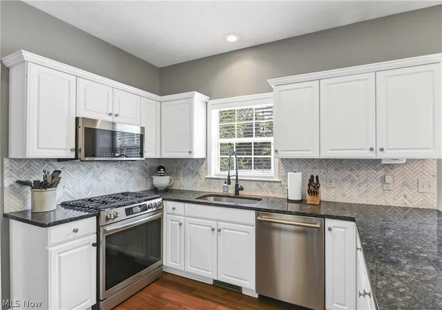 Photo 3 of Single family home for sale at 149 Brentwood Dr, Hudson, OH 44236 | MLS# 5235645 | Listing updated on 2026-08-13