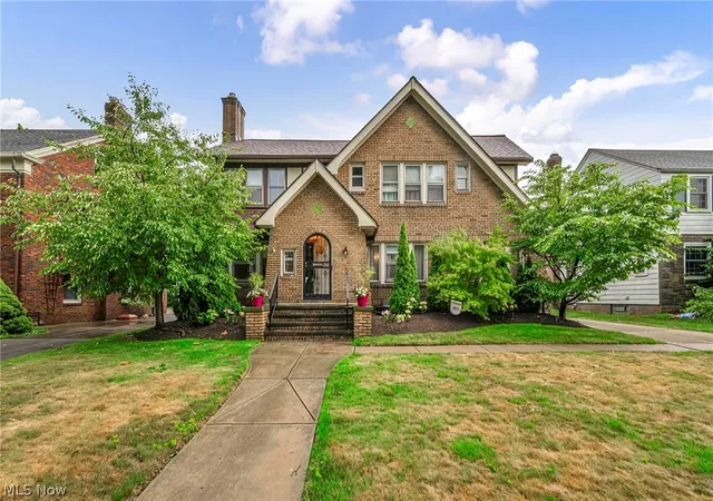 Photo 2 of Single family home for sale at 4589 S Hills Dr, Cleveland, OH 44109 | MLS# 5235184 | Listing updated on 2026-09-21
