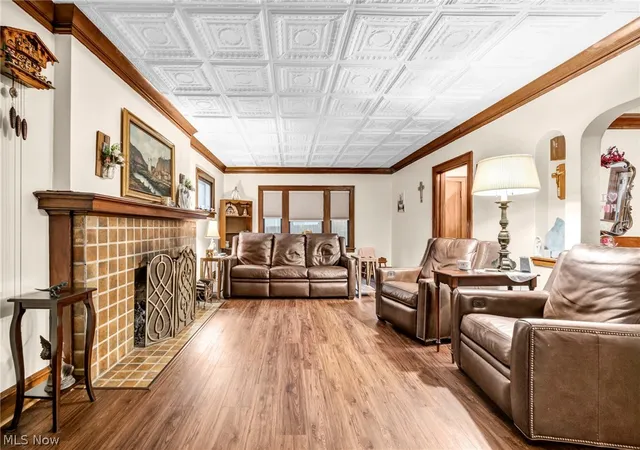 Photo 4 of Single family home for sale at 4589 S Hills Dr, Cleveland, OH 44109 | MLS# 5235184 | Listing updated on 2026-09-21
