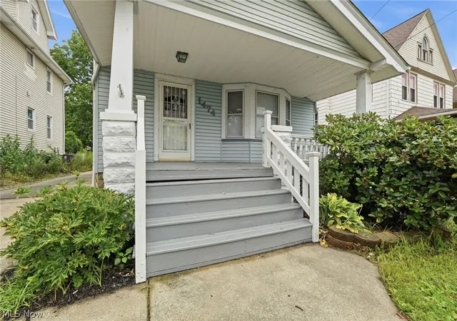 Photo 2 of Sale Pending at 1474 Rosewood Ave, Lakewood, OH 44107 | MLS# 5236249 | Listing updated on 2026-08-17