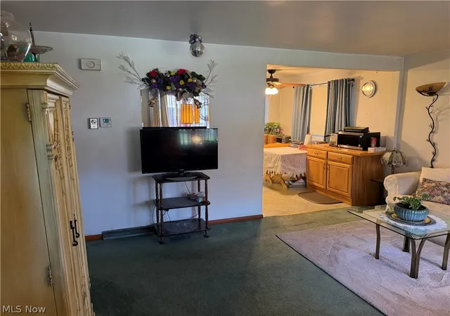 Photo 4 of Single family home for sale at 2843 Linda Dr NW, Warren, OH 44485 | MLS# 5236292 | Listing updated on 2026-08-29