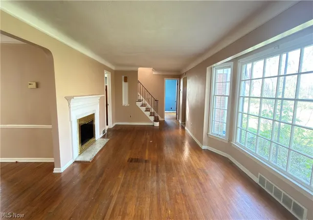 Photo 3 of Single family home for sale at 3074 Keswick Rd, Cleveland, OH 44120 | MLS# 5236327 | Listing updated on 2026-09-21