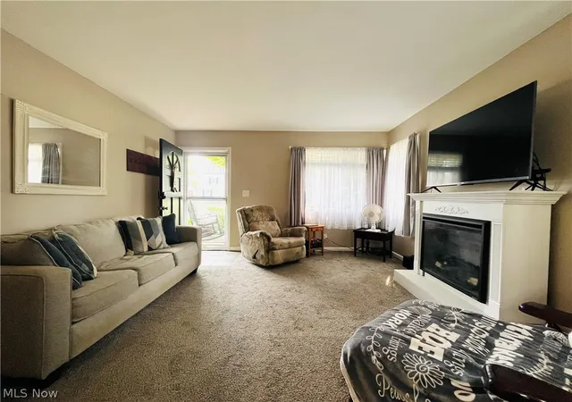 Photo 3 of Sale Pending at 1015 Union Ave, Ashtabula, OH 44004 | MLS# 5235808 | Listing updated on 2026-08-19
