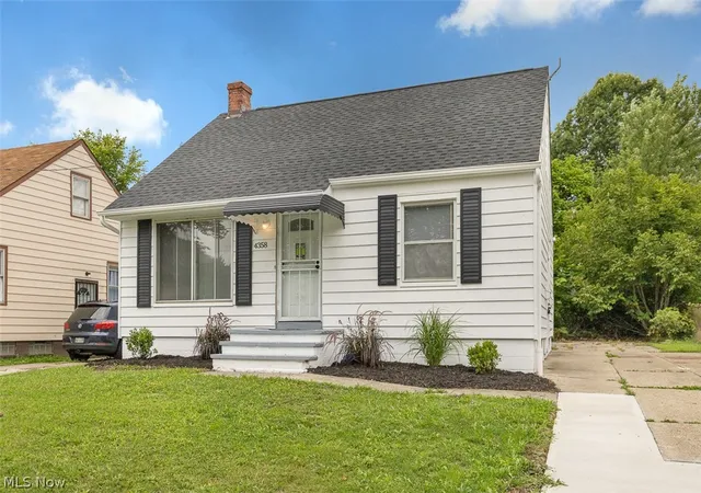 Photo 2 of Sale Pending at 4358 Wyatt Rd, Cleveland, OH 44128 | MLS# 5235781 | Listing updated on 2026-08-26