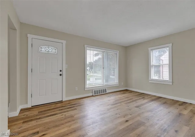 Photo 3 of Sale Pending at 4358 Wyatt Rd, Cleveland, OH 44128 | MLS# 5235781 | Listing updated on 2026-08-26