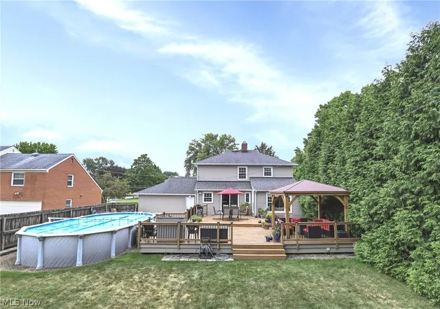 Photo 4 of Sale Pending at 22424 Sunnyhill Dr, Rocky River, OH 44116 | MLS# 5235632 | Listing updated on 2026-08-17