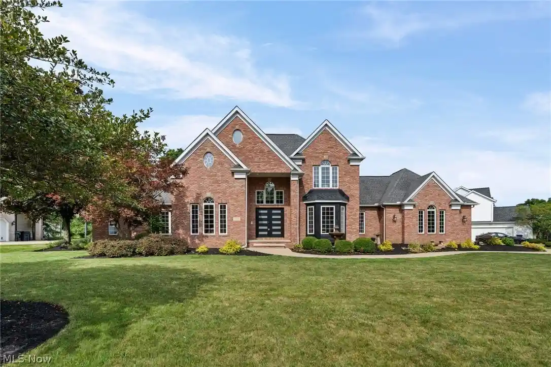 Photo 1 of Sale Pending at 1014 Orchard Ln, Broadview Heights, OH 44147 | MLS# 5231724 | Listing updated on 2026-10-13