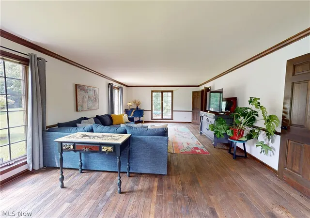 Photo 4 of Single family home for sale at 3554 Rolling Hills Dr, Cleveland, OH 44124 | MLS# 5235635 | Listing updated on 2026-09-18