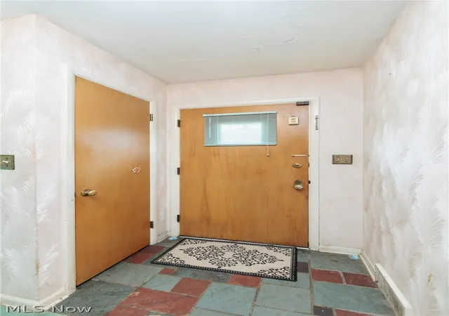 Photo 3 of Sale Pending at 15711 Fenemore Rd, Cleveland, OH 44112 | MLS# 5235715 | Listing updated on 2026-08-19