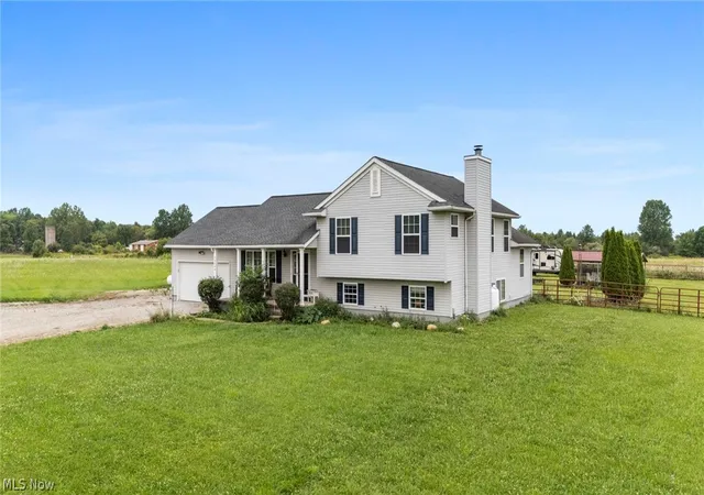Photo 4 of Single family home for sale at 15340 Cowley Rd, Columbia Station, OH 44028 | MLS# 5235671 | Listing updated on 2026-08-14