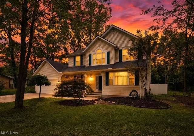 Photo 3 of Single family home for sale at 2936 Vincent Rd, Silver Lake, OH 44224 | MLS# 5218932 | Listing updated on 2026-08-27