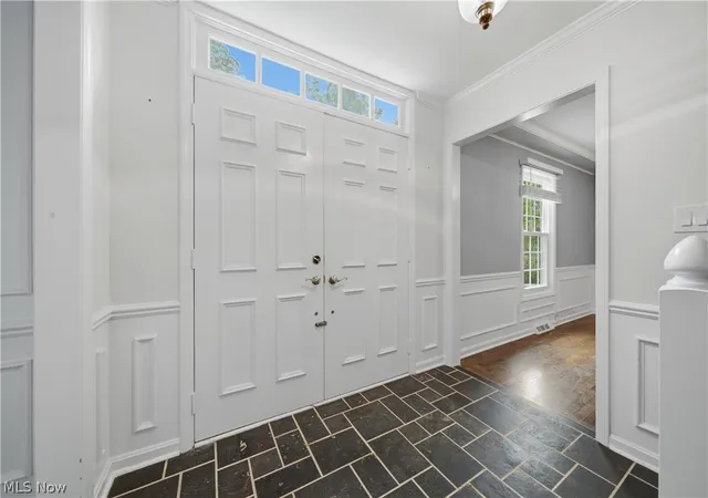 Photo 3 of Single family home for sale at 540 Fox Run Trl, Aurora, OH 44202 | MLS# 5233008 | Listing updated on 2026-08-27
