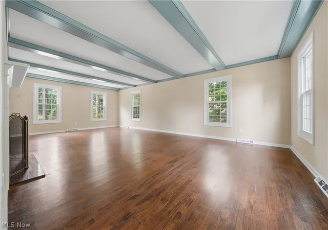 Photo 4 of Single family home for sale at 540 Fox Run Trl, Aurora, OH 44202 | MLS# 5233008 | Listing updated on 2026-08-27