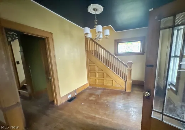 Photo 3 of Single family home for sale at 323 S 9th Street, Coshocton, OH 43812 | MLS# 5236510 | Listing updated on 2026-09-23