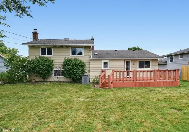 Photo 3 of Single family home for sale at 16331 Canterbury Dr, Strongsville, OH 44136 | MLS# 5236094 | Listing updated on 2026-08-26