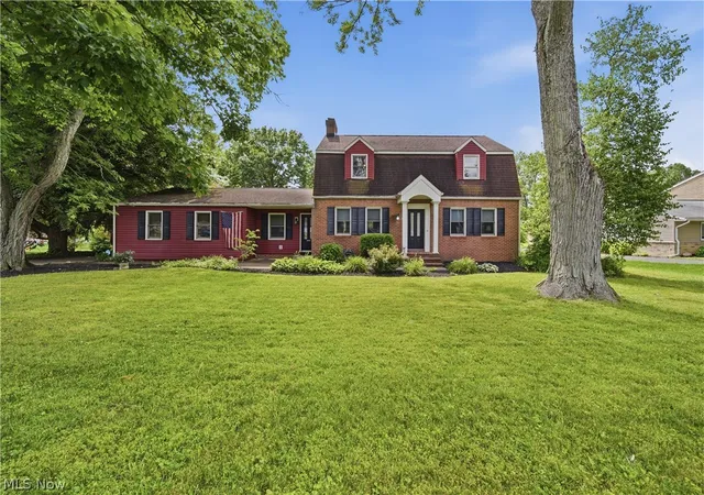 Photo 2 of Sale Pending at 7445 Market Ave N, Canton, OH 44721 | MLS# 5236511 | Listing updated on 2026-08-21