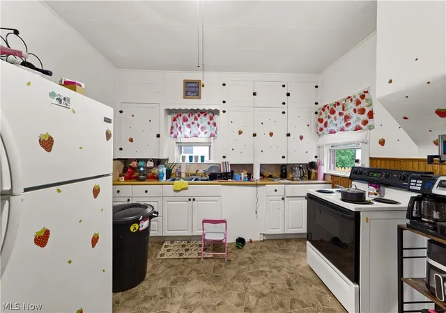Photo 3 of Single family home for sale at 206 W 29th Street, Lorain, OH 44055 | MLS# 5236389 | Listing updated on 2026-08-14
