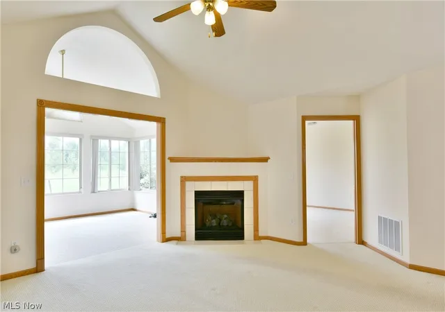 Listing Photo 5 - Condo for sale in building located at 1204 River Gln Dr NE, Warren, OH 44484