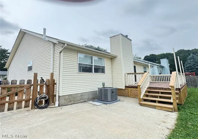 Photo 3 of Single family home for sale at 115 Sabetha Pl, Akron, OH 44313 | MLS# 5236634 | Listing updated on 2026-08-26