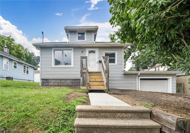 Photo 1 of Sale Pending at 374 Frazier Ave, Akron, OH 44305 | MLS# 5236609 | Listing updated on 2026-08-21