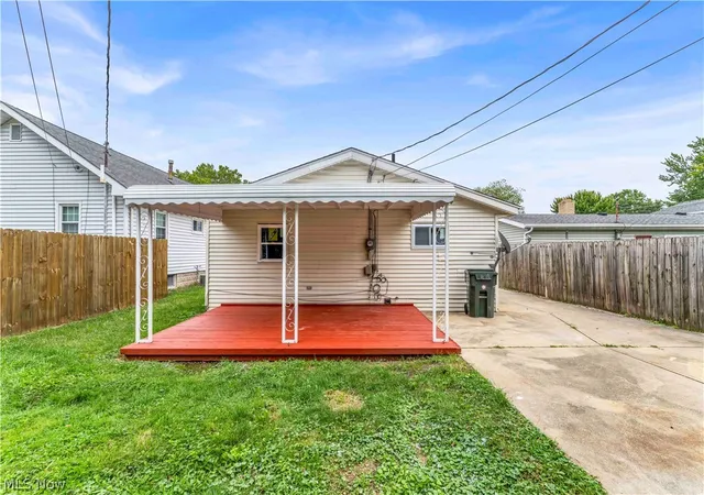 Photo 20 of Sale Pending at 320 Elberta Dr, Vermilion, OH 44089 | MLS# 5231199 | Listing updated on 2026-08-21