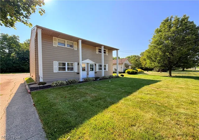 Photo 1 of Sale Pending at 1521 1523 Missouri Ave, Lorain, OH 44052 | MLS# 5236560 | Listing updated on 2026-08-17