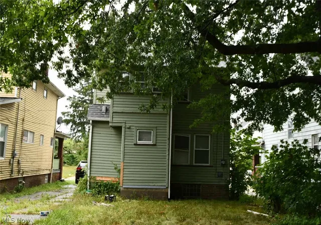 Photo 3 of Single family home for sale at 1343 Elwood Rd, Cleveland, OH 44112 | MLS# 5235146 | Listing updated on 2026-08-14