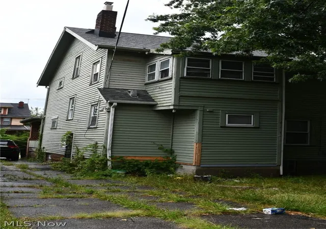 Photo 4 of Single family home for sale at 1343 Elwood Rd, Cleveland, OH 44112 | MLS# 5235146 | Listing updated on 2026-08-14