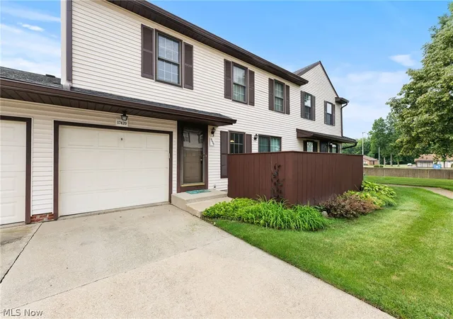 Photo 2 of Sale Pending at 17420 Independence Ct, Brook Park, OH 44142 | MLS# 5236686 | Listing updated on 2026-08-26