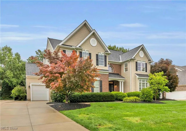 Photo 2 of Single family home for sale at 361 Harbor Ct, Avon Lake, OH 44012 | MLS# 5236378 | Listing updated on 2026-08-26