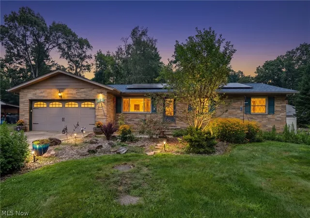 Photo 3 of Single family home for sale at 4908 Encino Dr, New Franklin, OH 44319 | MLS# 5235211 | Listing updated on 2026-08-29